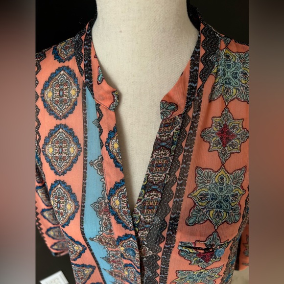 Kut from the Kloth blouse - Picture 9 of 9